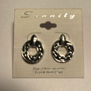 Silver Tone stud Earrings - New